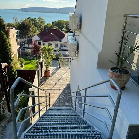 Apartment Zsolna Balatonfuzfo